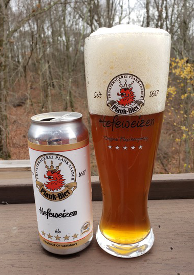 Plank Hefeweizen 16oz can and glass